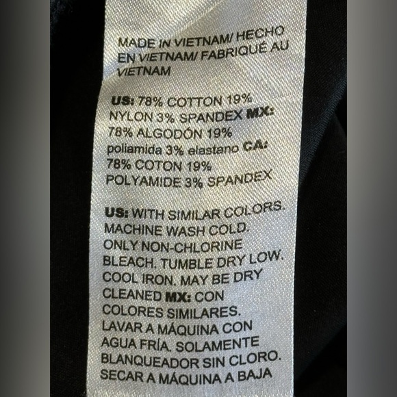 Chico’s Size 12/14 Black Dress with roll up sleeves and pockets. - Picture 8 of 12